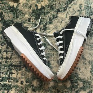 Converse Run Star Hike Platform size 8